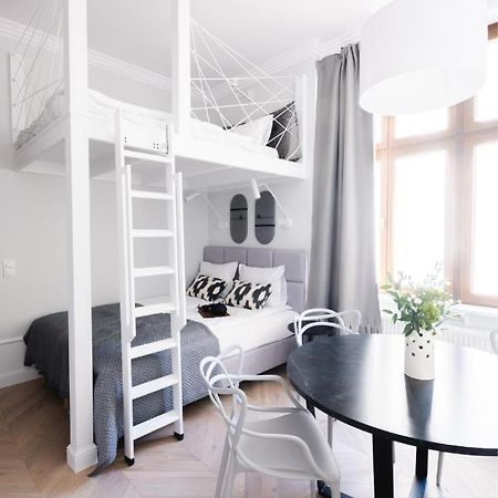 Homewell Apartments Wilson Park II พอซนาน ภายนอก รูปภาพ