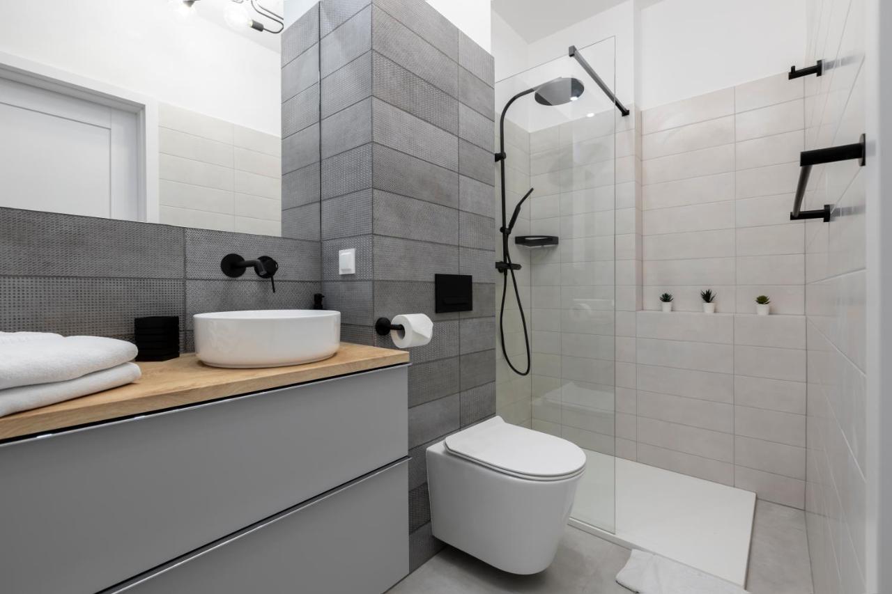 Homewell Apartments Wilson Park II พอซนาน ภายนอก รูปภาพ